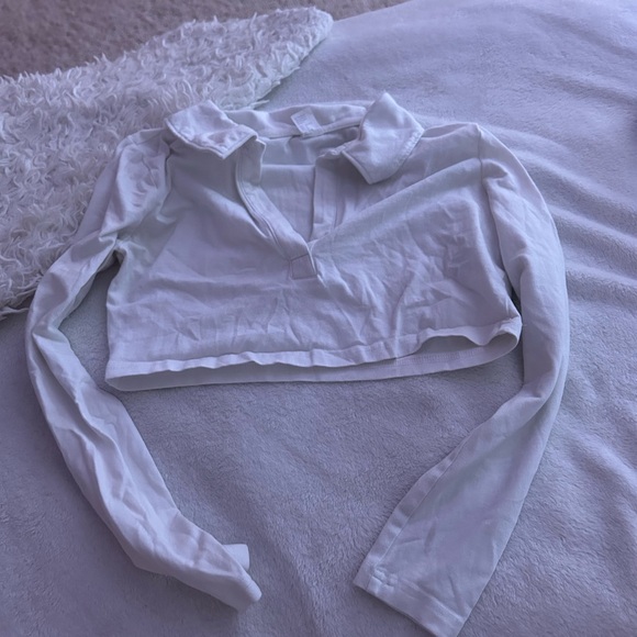 Zara Tops - Cropped White Longsleeve